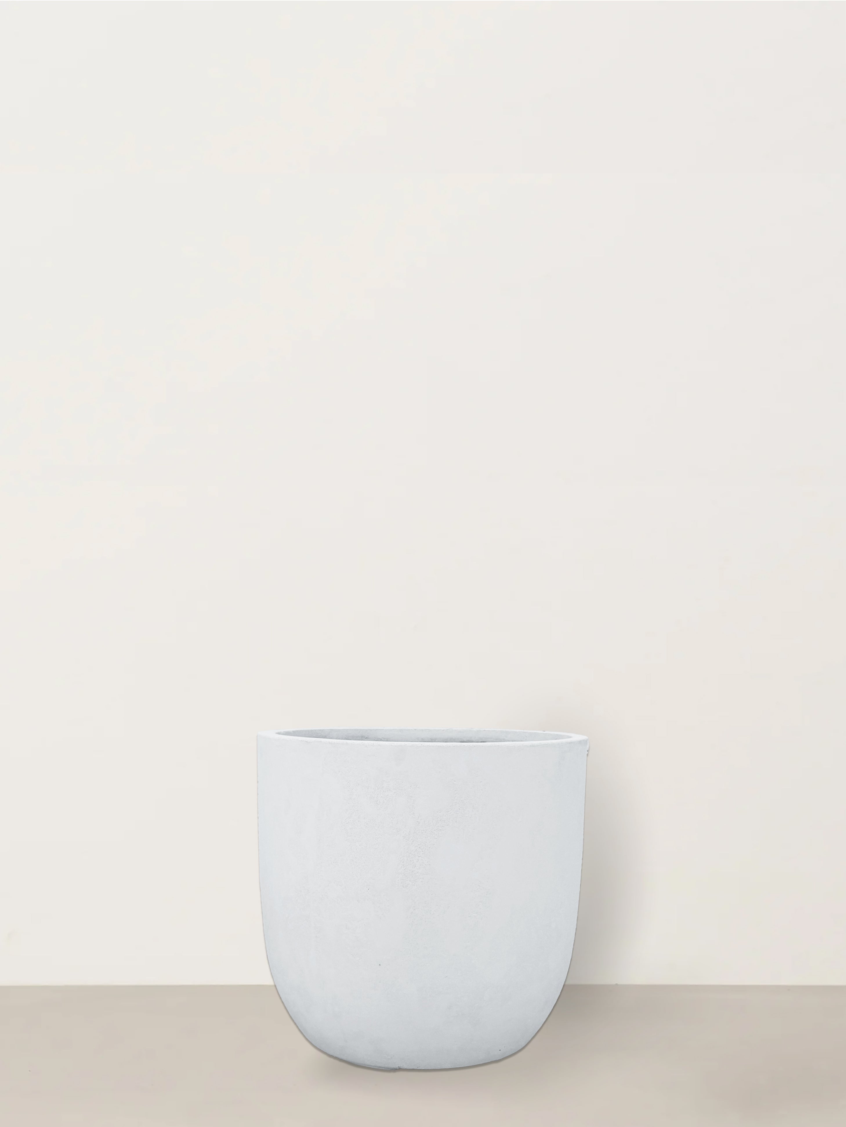 Elara | White