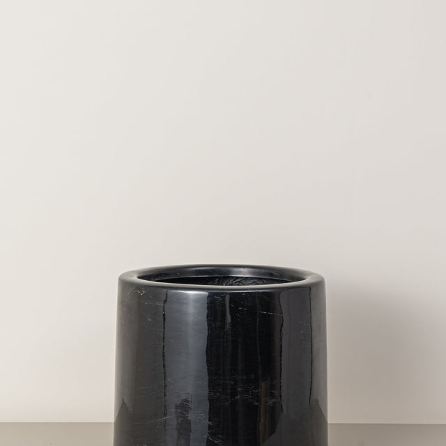 Lily | Black